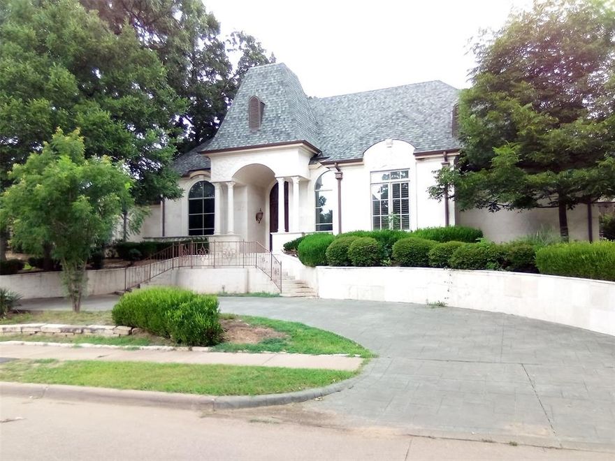 This is a stunning 4 bed, 4 full plus 2 half baths home located in the highly sought Starwood neighborhood, just east of the Dallas North Tollway. It has a mother-in-law suite with a full kitchen, a bedroom, a full bath upstairs, and a half bath downstairs. It has been vacant for a little while so there is some deferred maintenance. With a small amount of help, it can once again become the gem it is. It has French inspired interiors with all the amenities for modern living. The spacious bedrooms have ensuite bathrooms. Hand scraped hardwoods, stunning chandeliers, ample natural lighting, and soaring vaulted ceilings throughout the home create a warm and inviting atmosphere with plenty of space for entertaining guests. The courtyard with pool, fountain, and cabana and an attached guesthouse provide the ultimate entertaining space! The home is in a perfect location with easy access to local restaurants and shopping.