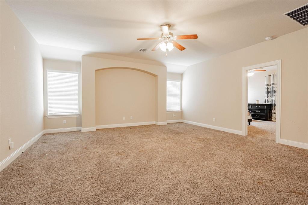 Williamsburg Ph 1b - Sectio - Residential Lease