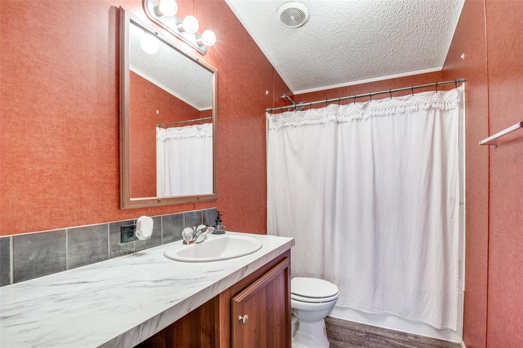 Hunt Eliza Abstract - Residential