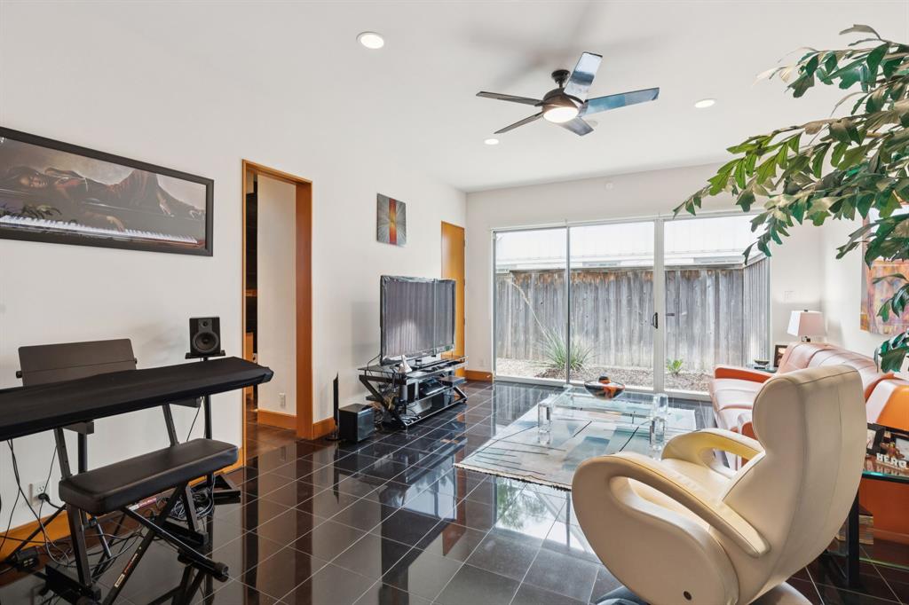 5730 W Amherst Avenue