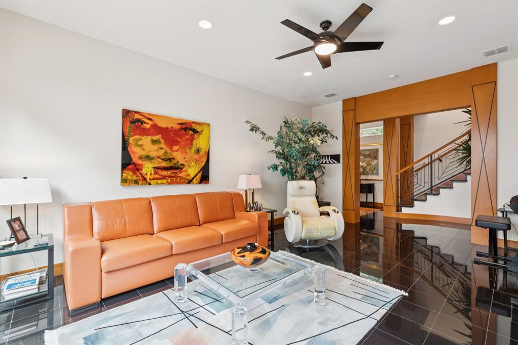 5730 W Amherst Avenue