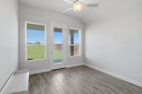 Tiny photo for 15005 Lost Wagon Street, Justin, TX 76247 (MLS # 21334907)