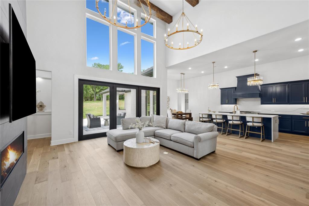 4120 Ridgecrest Drive