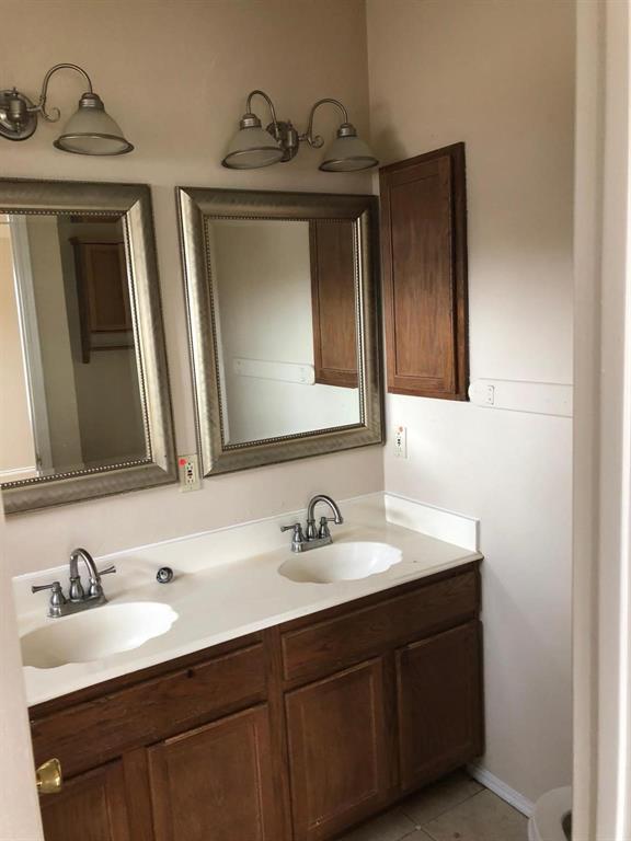 Mill Creek Crossing 01 - Residential Lease