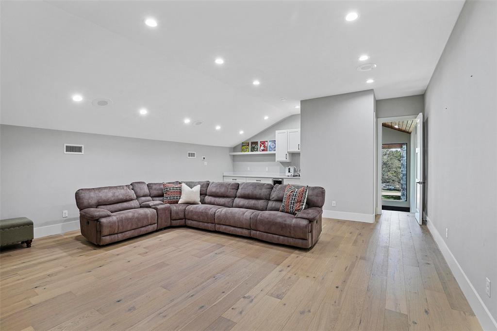 W Whorton - Residential