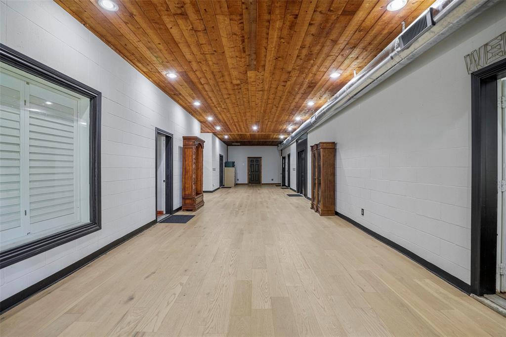 W Whorton - Residential