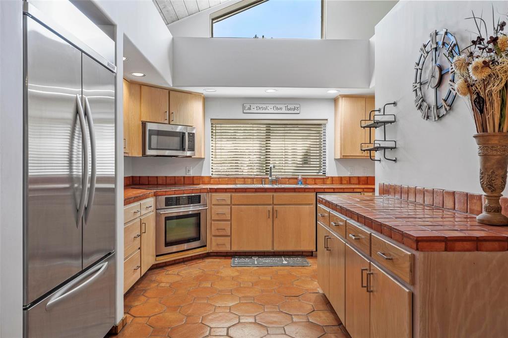 W Whorton - Residential