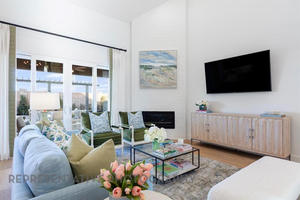 Sonoma Verde - Residential