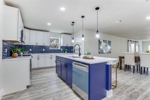 Tiny photo for 7901 Esquire Lane, Rowlett, TX 75089 (MLS # 21201320)