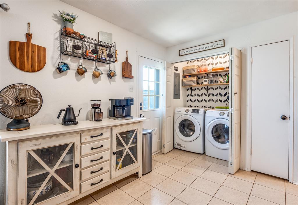 Colony 11 - Residential