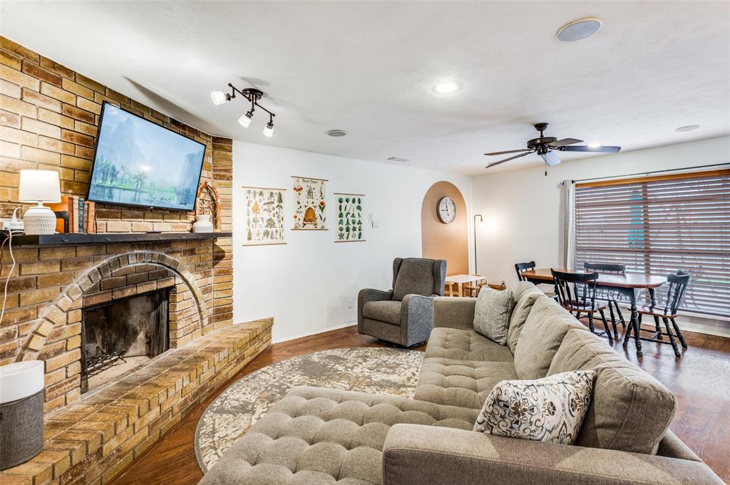 Colony 11 - Residential