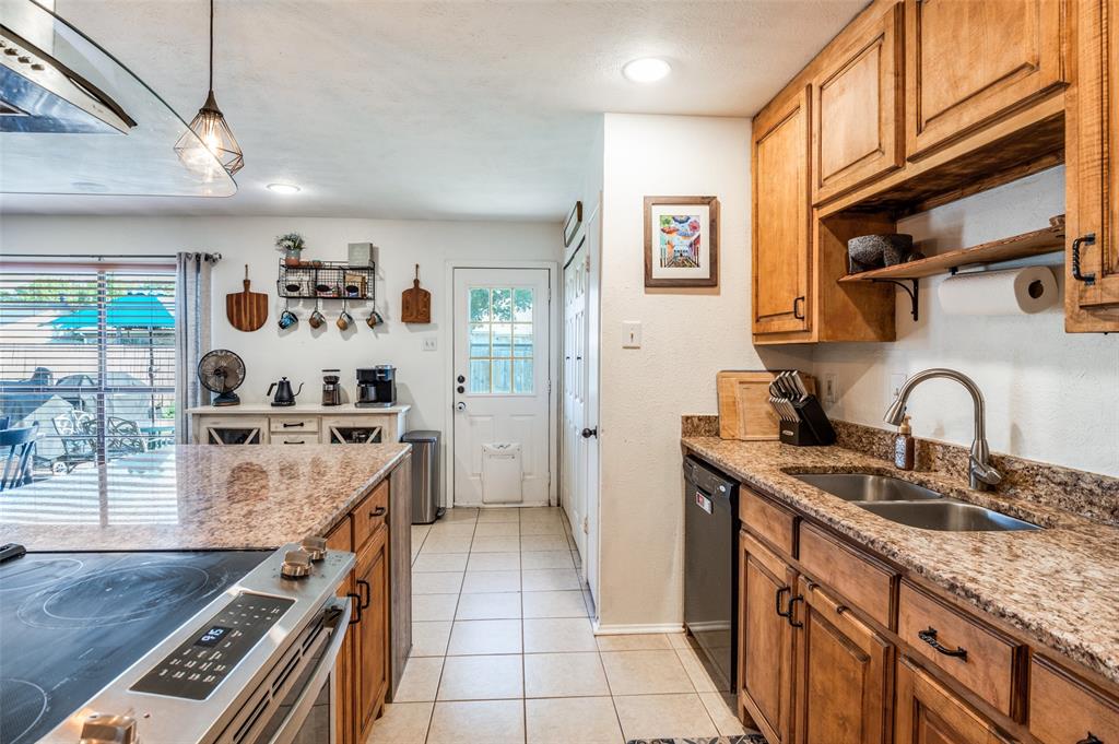 Colony 11 - Residential