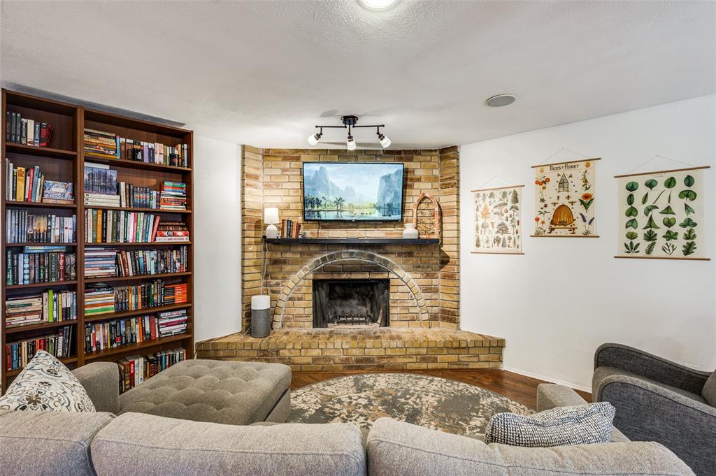 Colony 11 - Residential