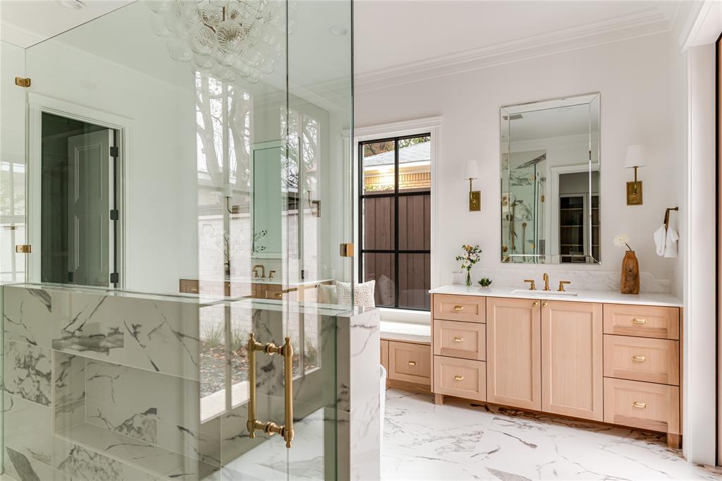 Manchester Downs - Residential