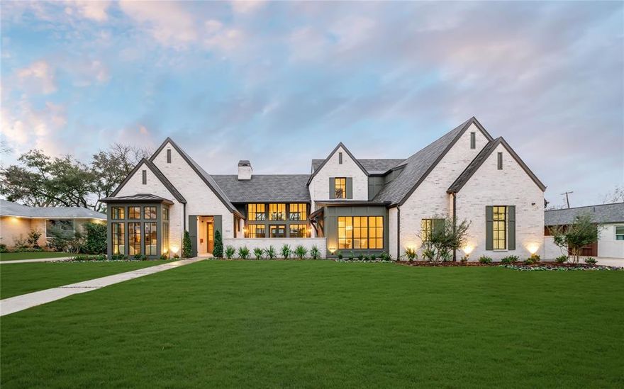 Welcome to Brookview, the latest project from New Leaf Custom Homes & The Design Shop. This stunning residence is where traditional architecture seamlessly blends with a transitional interior design. This home boasts an abundance of entertaining space, perfect for hosting guests and creating memorable moments. Multiple courtyards and outdoor seating areas provide a variety of spaces to relax, entertain, or enjoy the tranquility of your surroundings. The expansive bar area is ideal for mixing cocktails and offering guests a touch of luxury. The oversized guest suite ensures visitors have a private retreat, with ample space and comfort. With every detail thoughtfully crafted, this home offers an inviting atmosphere for both everyday living and sophisticated gatherings.