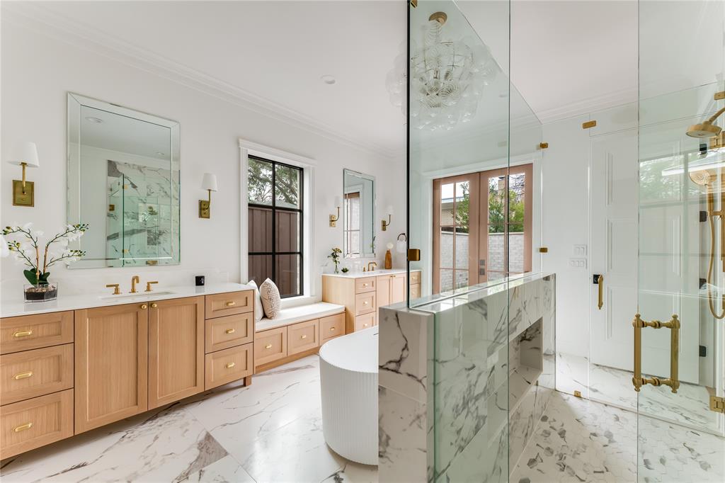 Manchester Downs - Residential