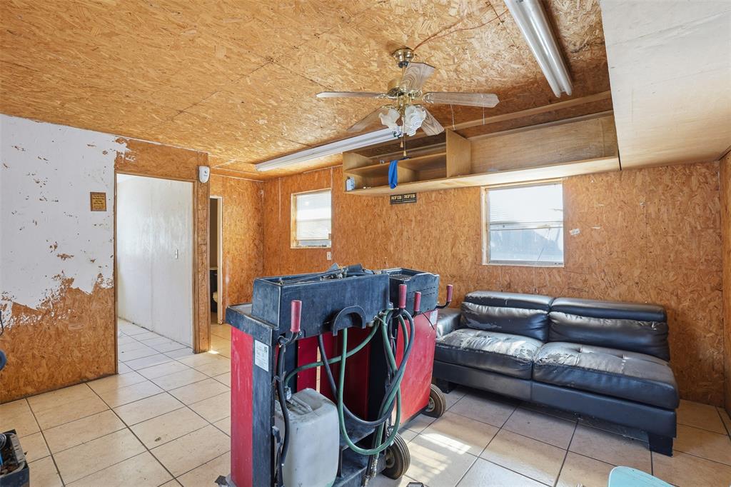 Original Cleburn - Commercial Sale