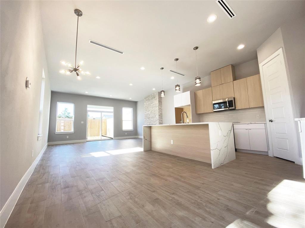 Z E Coombs West End - Residential Lease