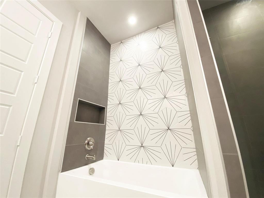 Z E Coombs West End - Residential Lease