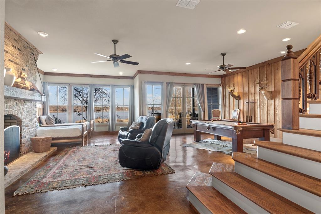 Lands End - Residential