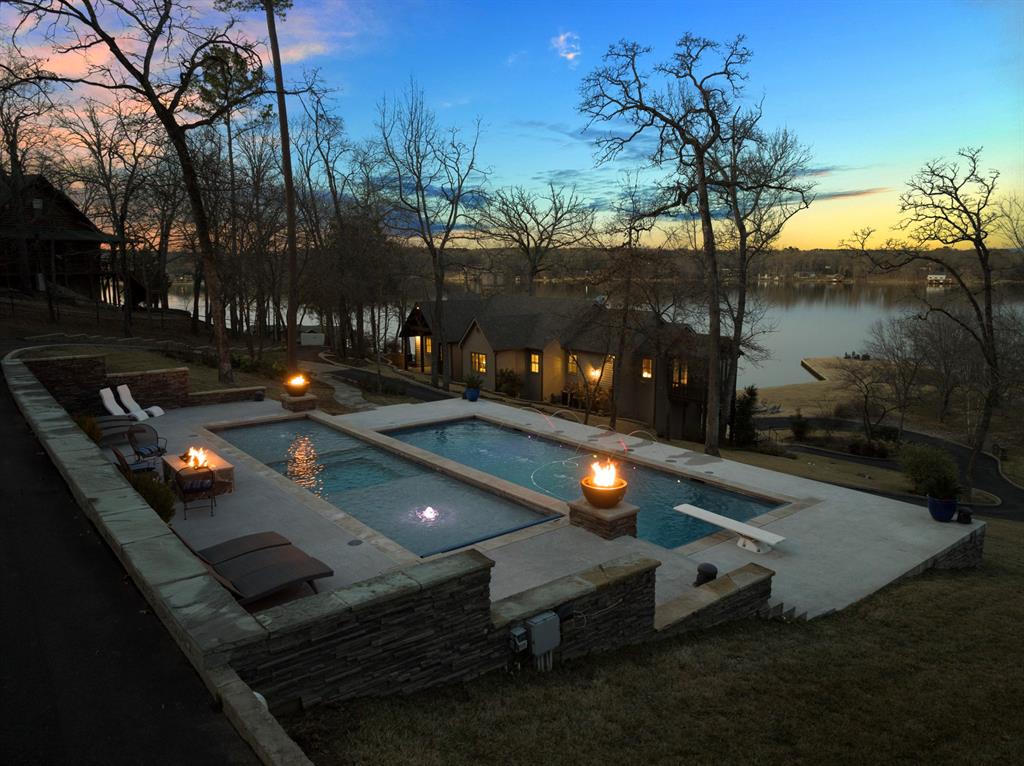 Lands End - Residential