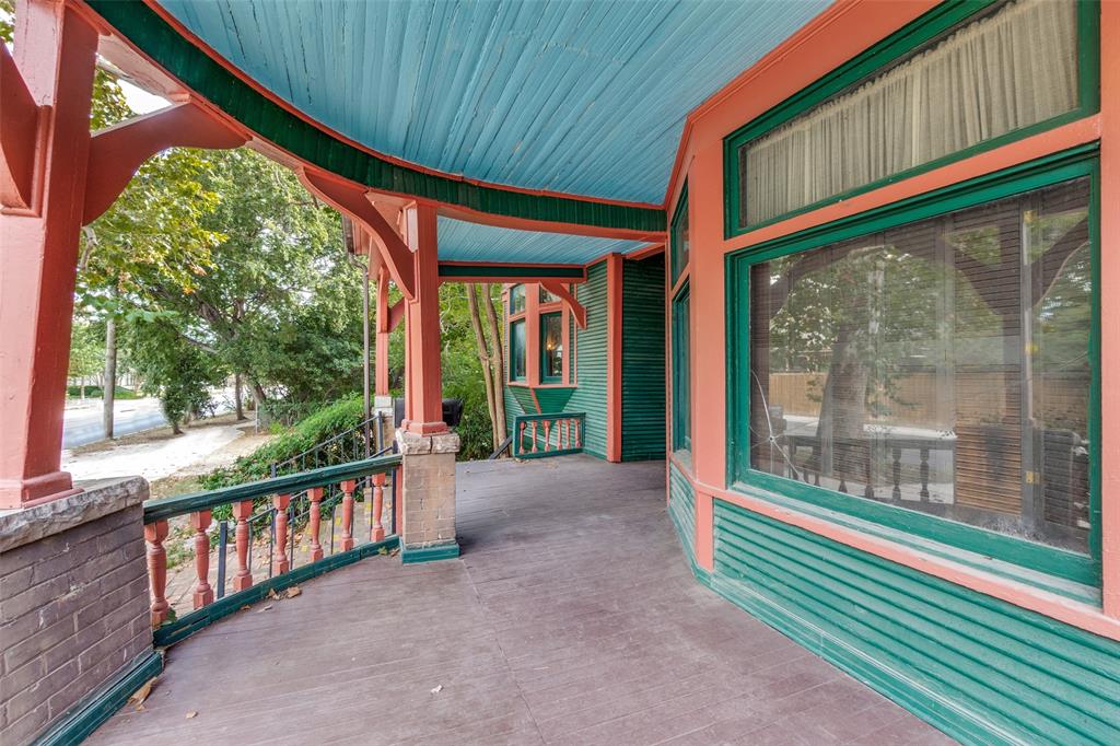 00000124729000000 - Residential