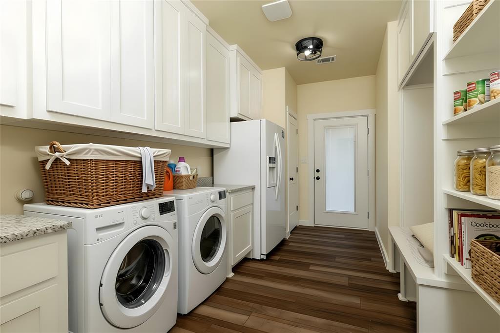 Runaway Bay - Residential