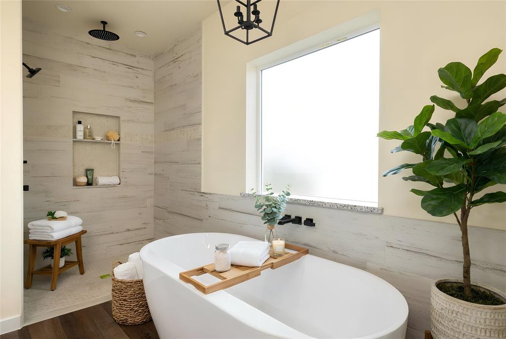 Runaway Bay - Residential