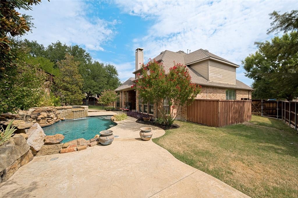 1001 Well Meadow Lane