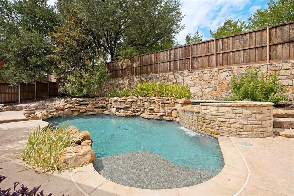 1001 Well Meadow Lane