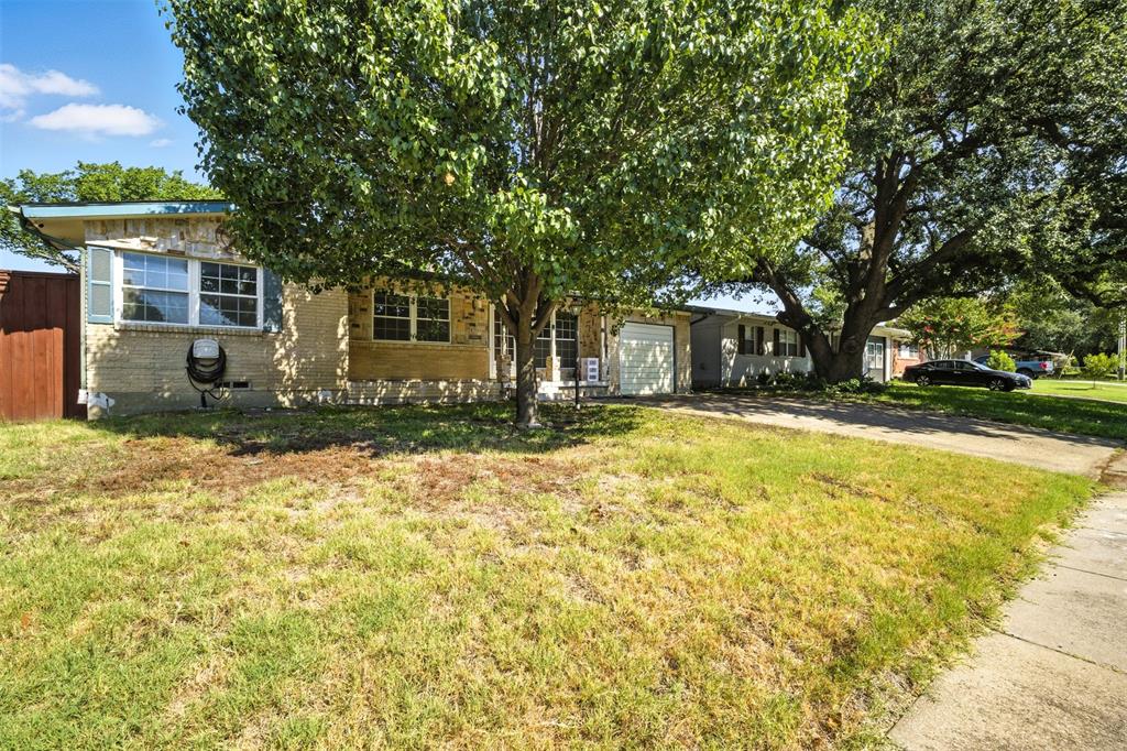 13975 Stardust Lane