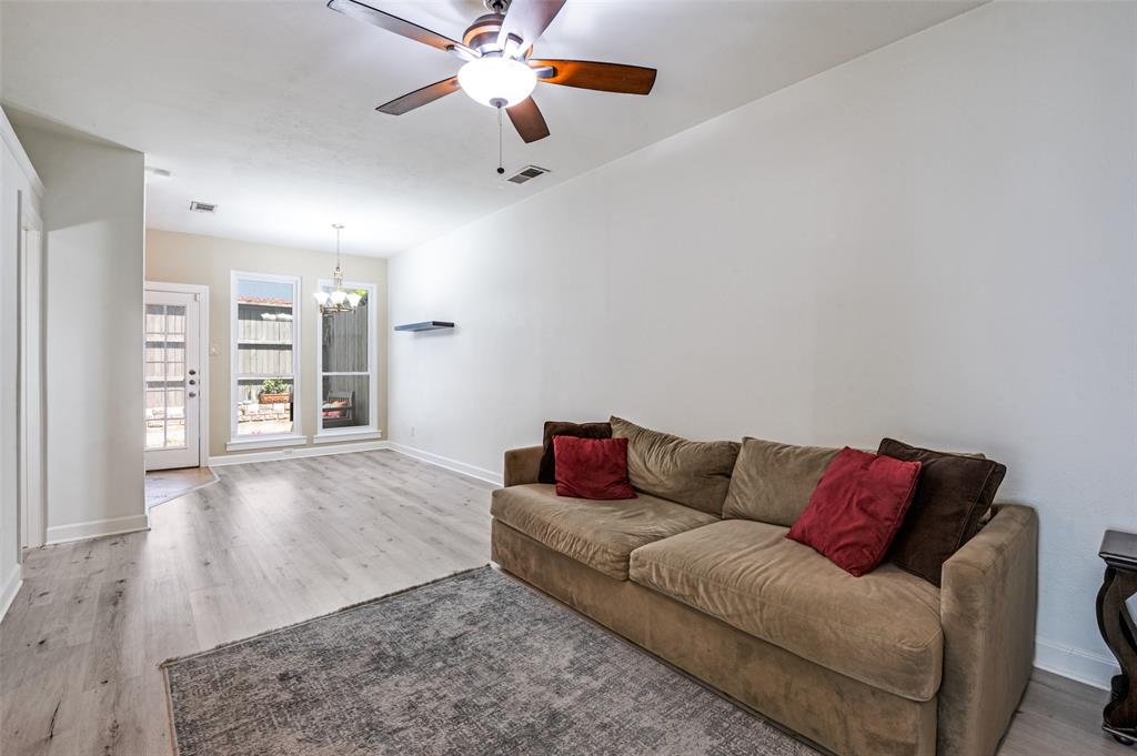 4132 Cole Avenue 102