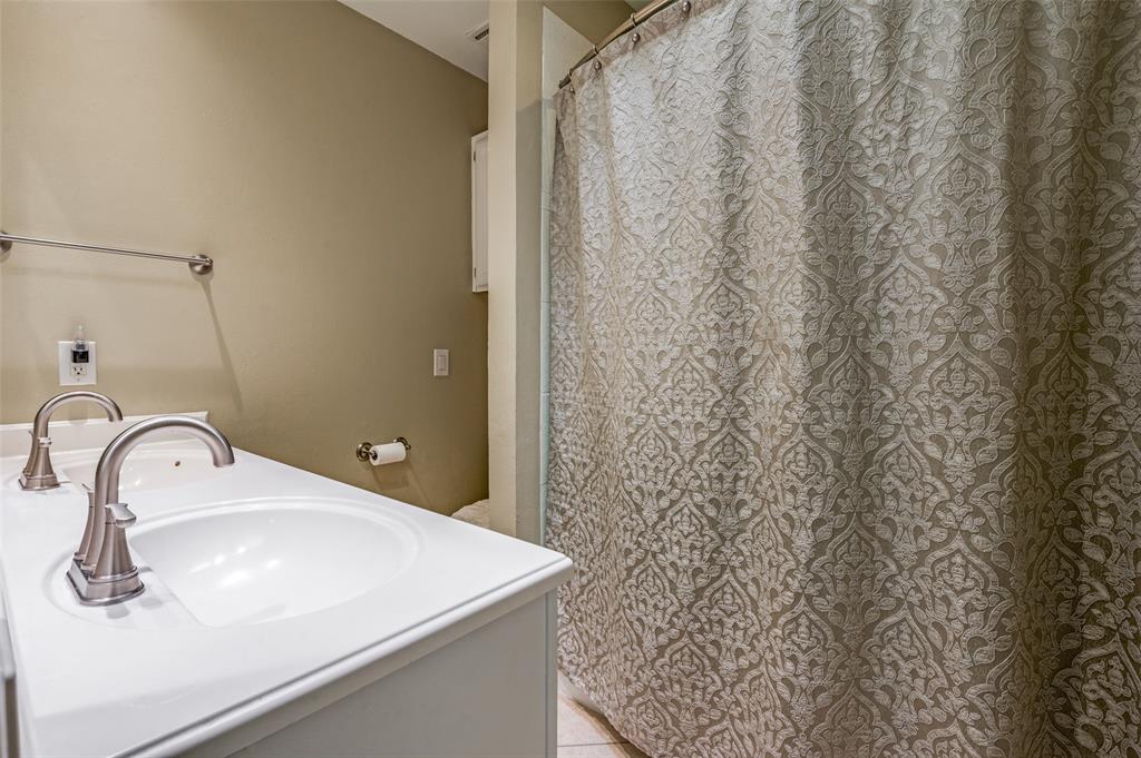 Studio Condo 11 - Residential