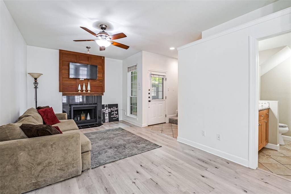 4132 Cole Avenue 102