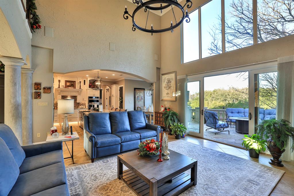 7000 Oakmont Terrace