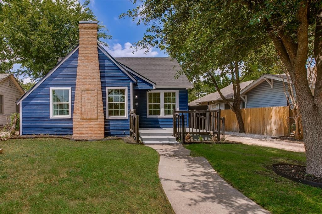 2635 Gladstone Drive