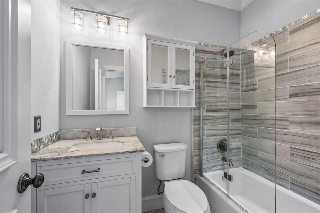 The Estates at Tour 18 - Residential