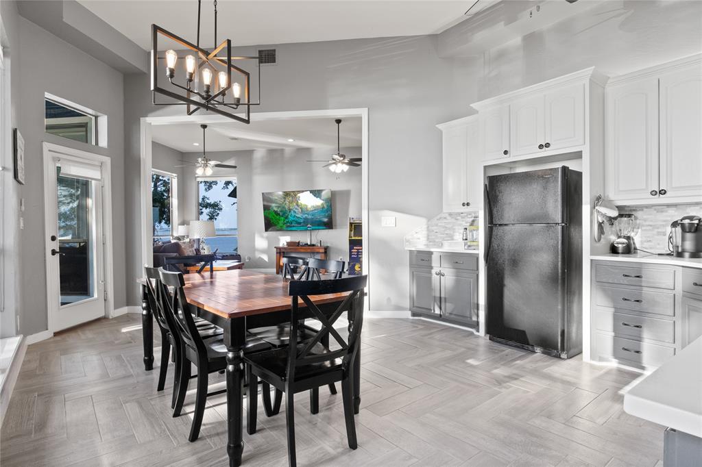 Thunderbird Point - Residential