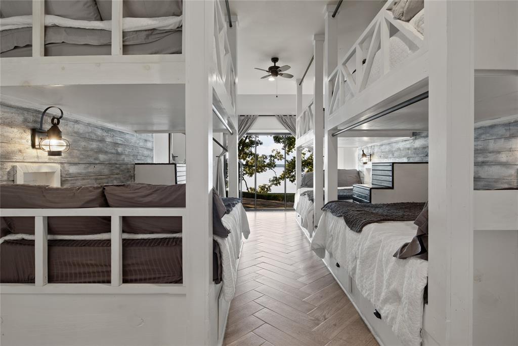 Thunderbird Point - Residential