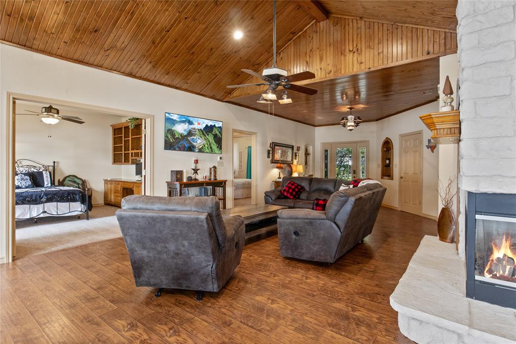 Thunderbird Point - Residential