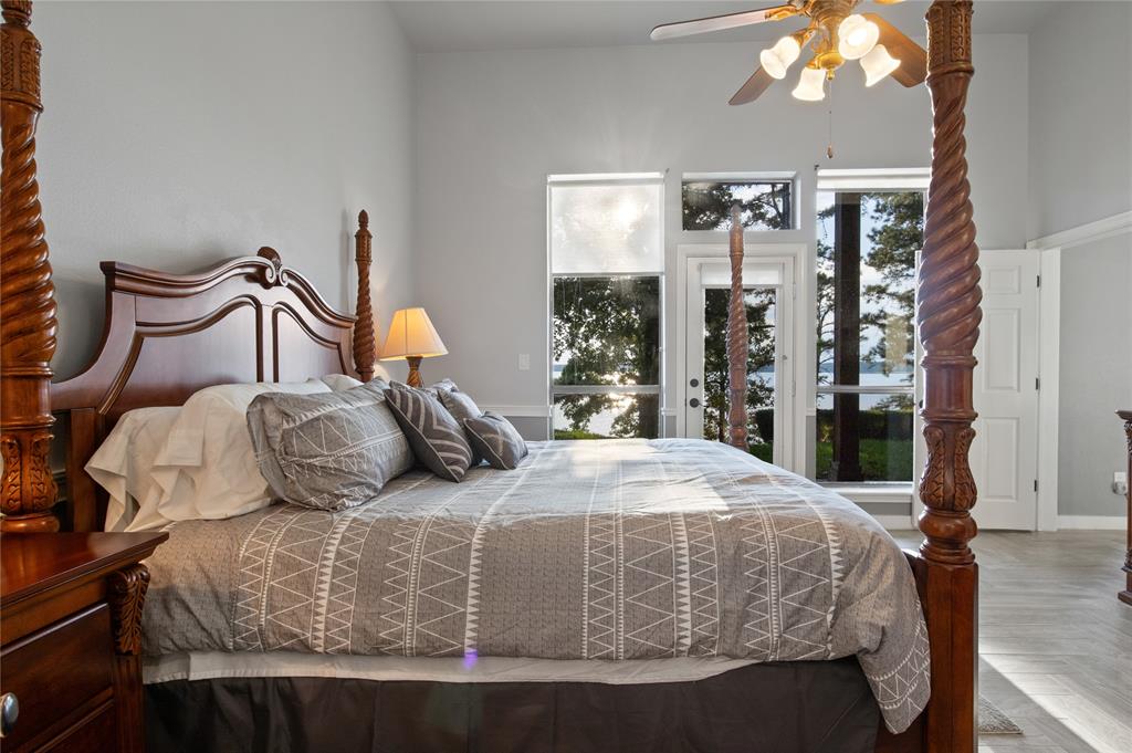 Thunderbird Point - Residential