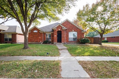 Photo of 6109 Oldham Drive, McKinney, TX 75070 (MLS # 21132300)