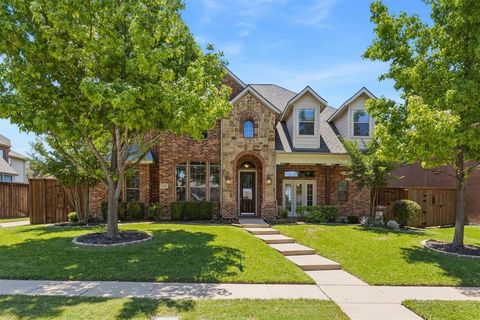 Photo of 4660 Durban Park Drive, Plano, TX 75024 (MLS # 21270604)