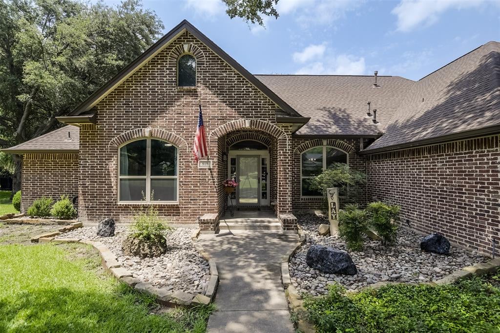 515 Seneca Drive