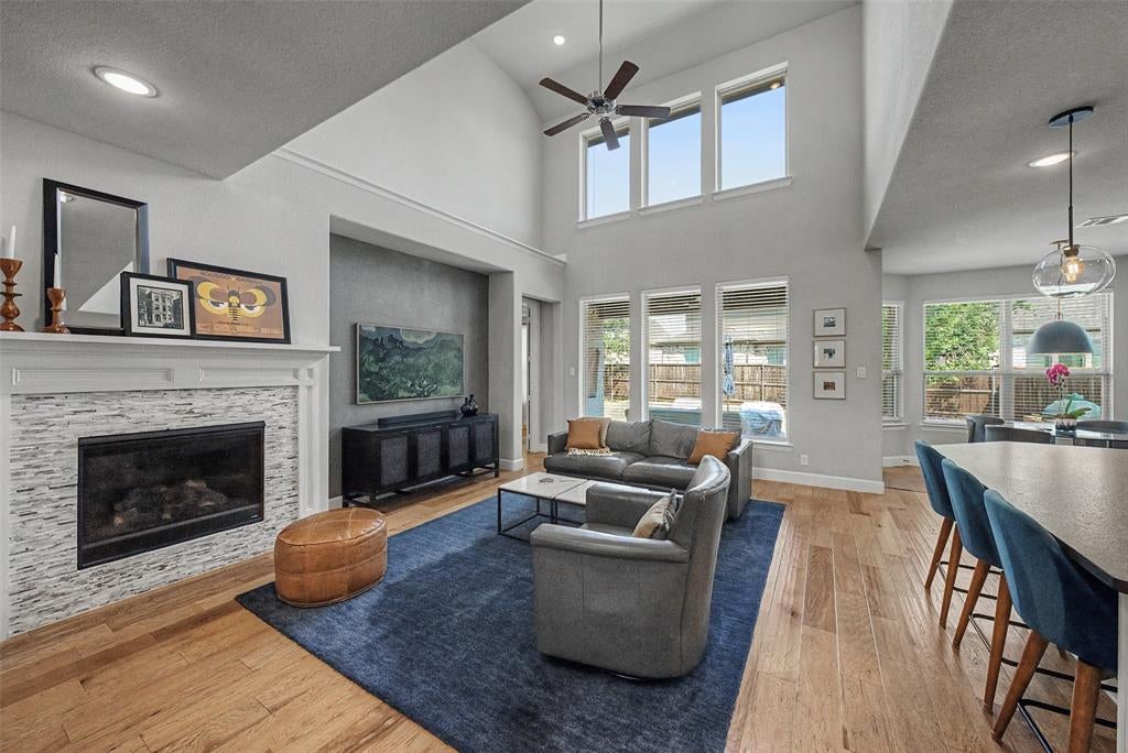 8229 Plumbago Way