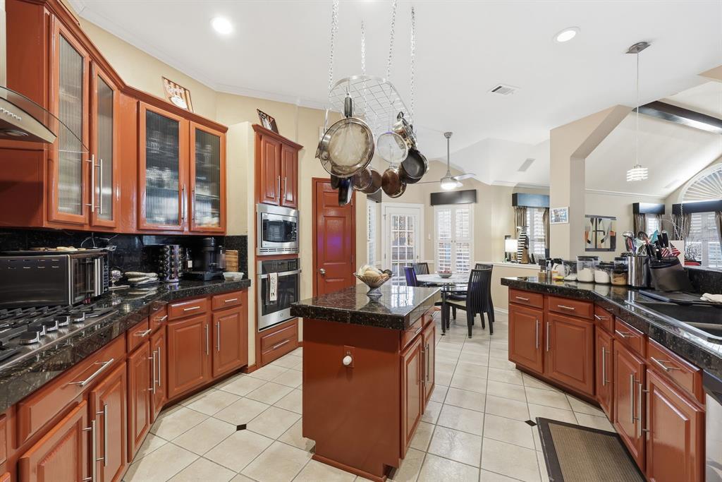 Highlands Pkwy - Residential