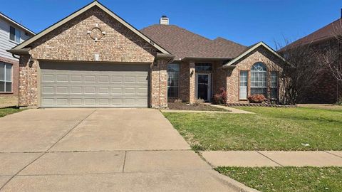 107 Ithaca Court Arlington TX 76002