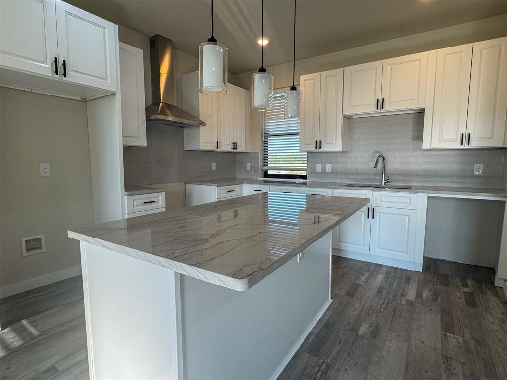 S2028 AEROBIC LANE - Residential Lease