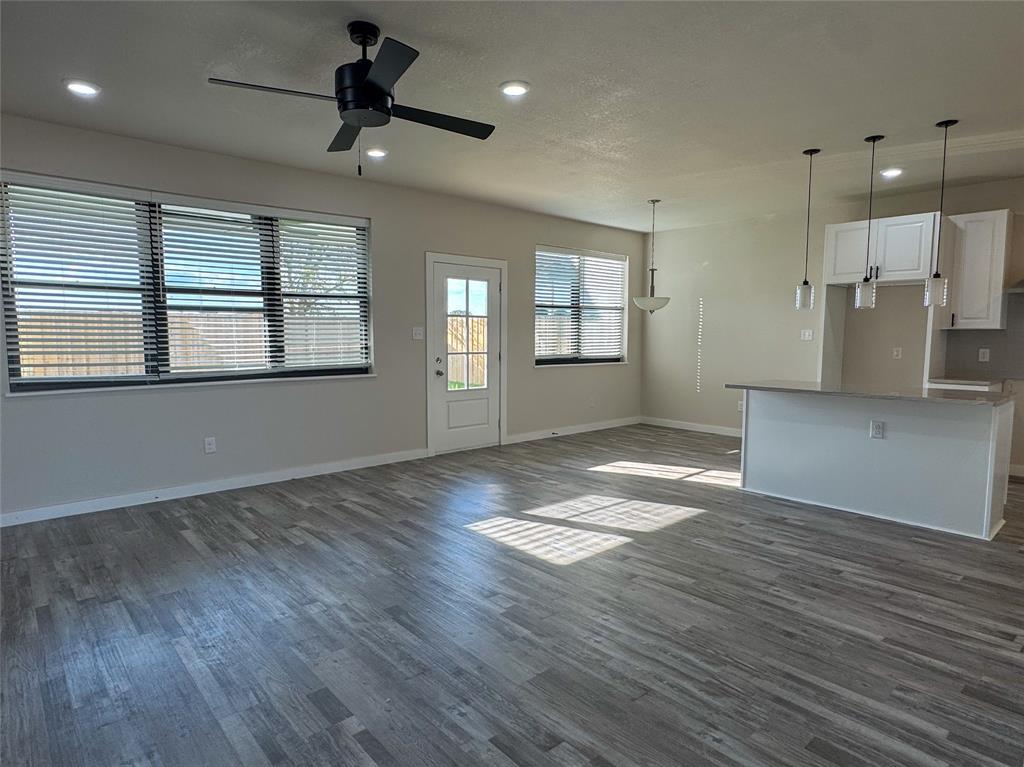 S2028 AEROBIC LANE - Residential Lease