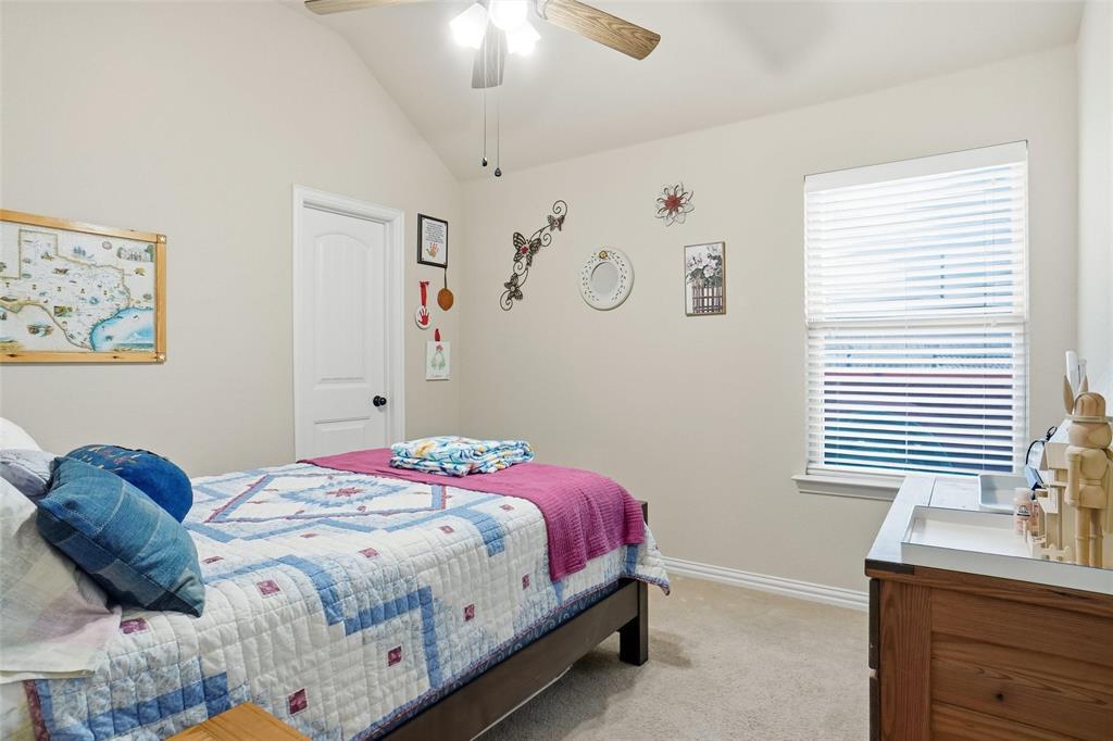 Springtown, Texas 76082, United States, 4 Bedrooms Bedrooms, ,2 BathroomsBathrooms,Residential,Active,231944